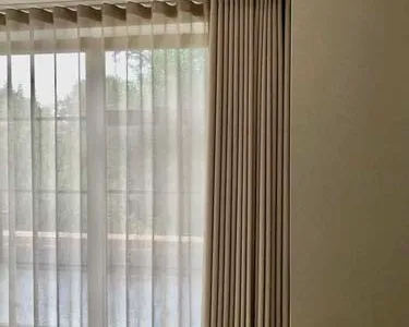 Lined wave curtain and wave sheer curtain